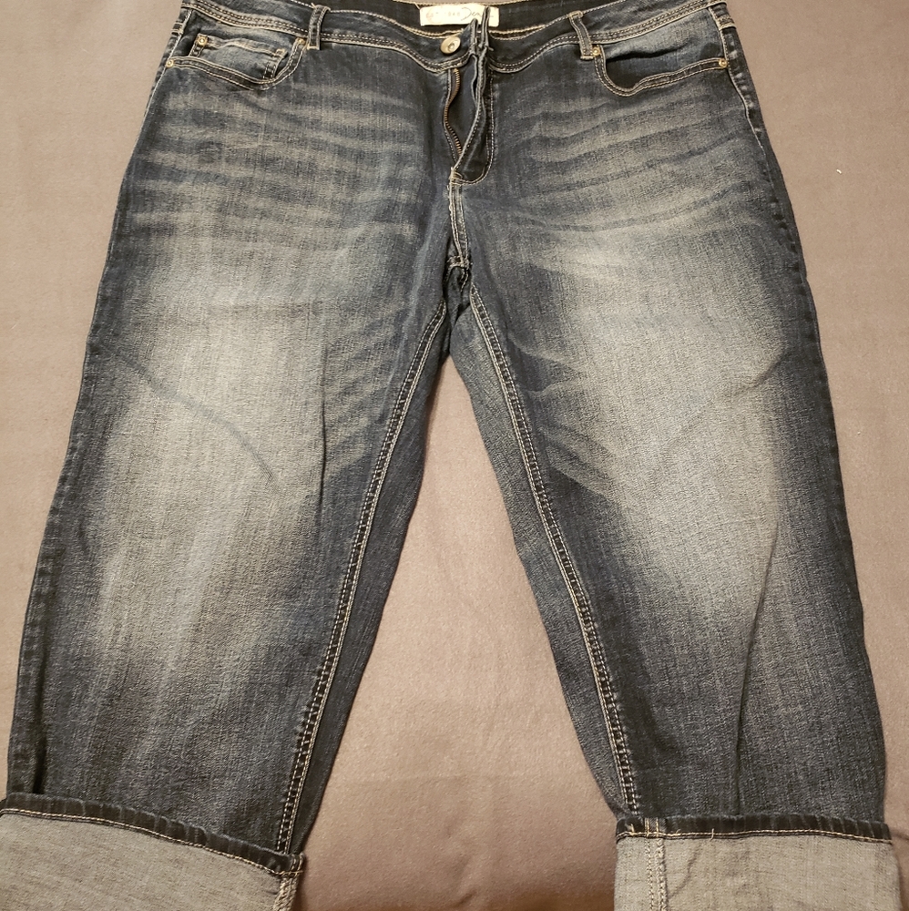 Denim capris